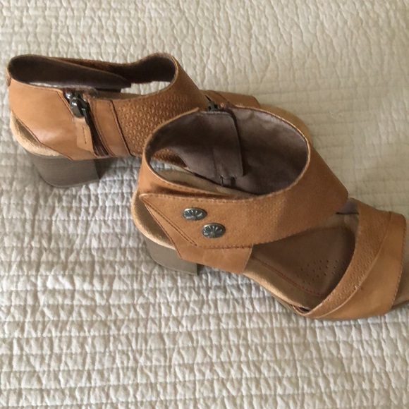 ROCKPORT Peep Toe Sandle - Picture 4 of 4